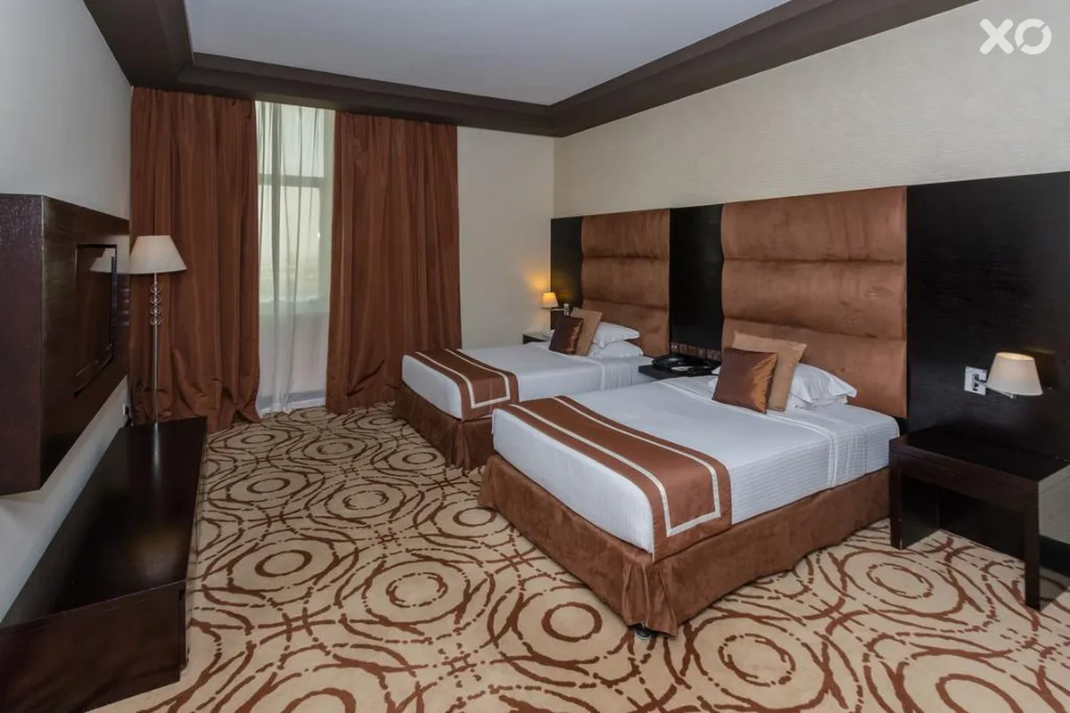 Mangrove Hotel