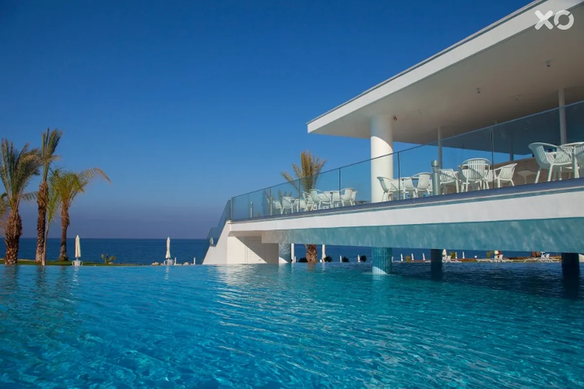 King Evelthon Beach Hotel & Resort