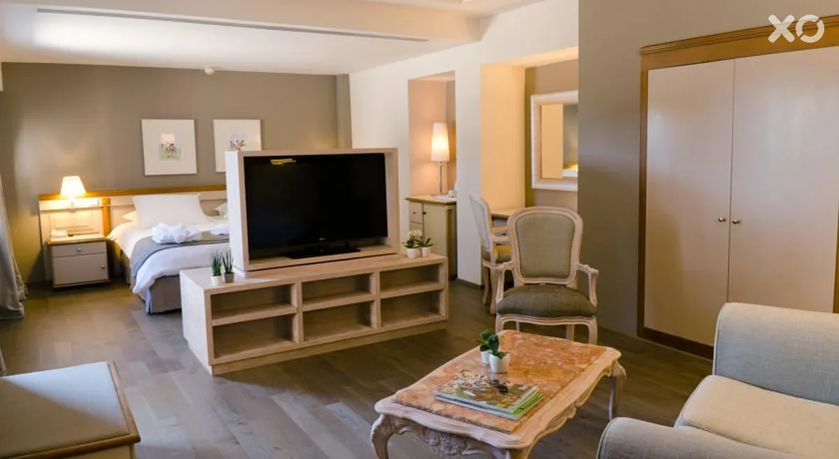 Alasia Hotel