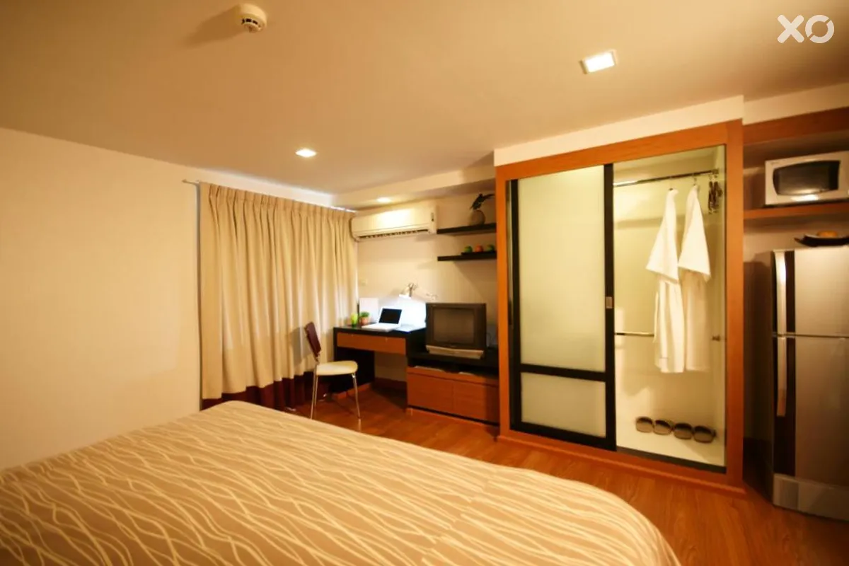 I Residence Sathorn Hotel