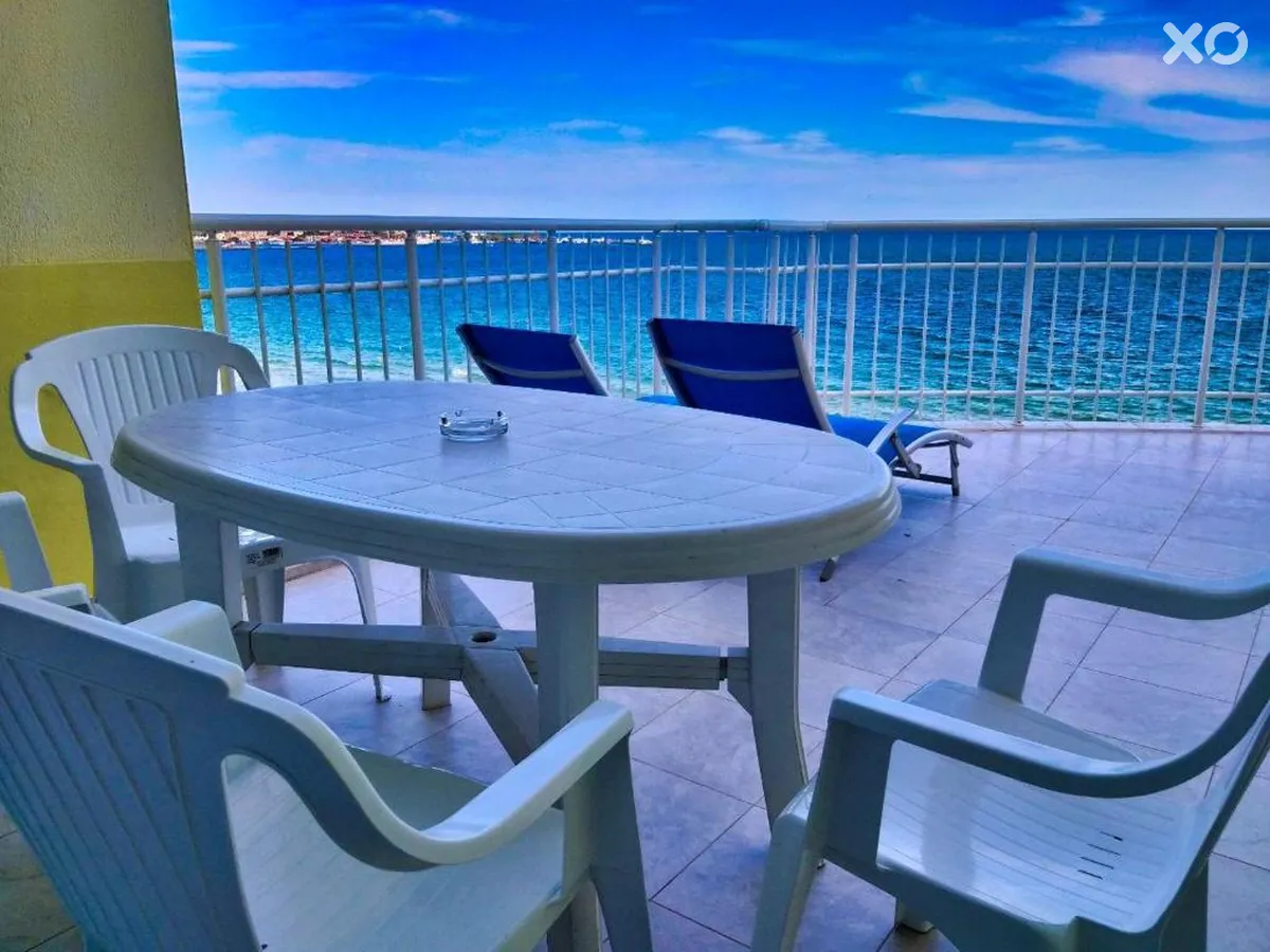 Perla Apartments First Line