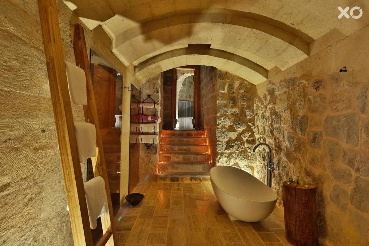Millstone Cave Suites Hotel