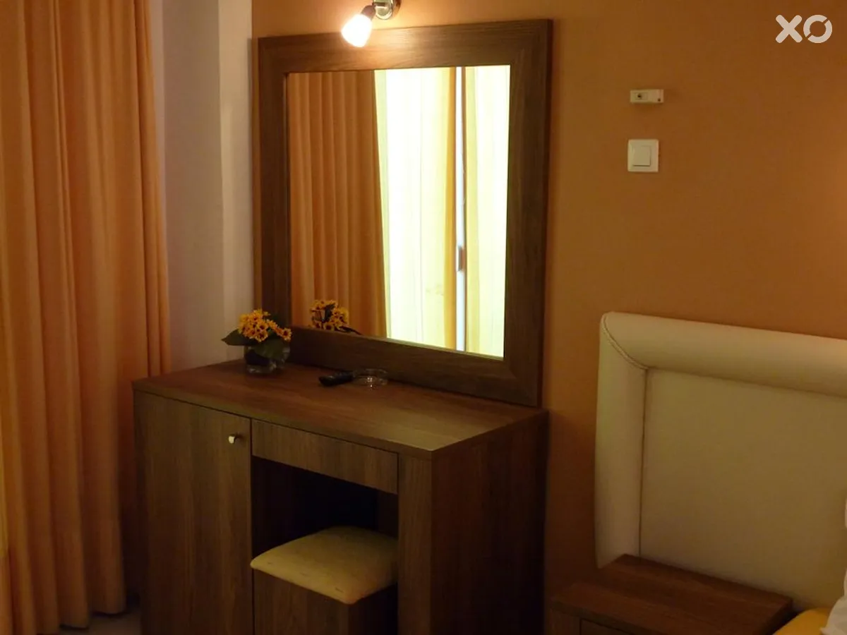 Oasis Hotel