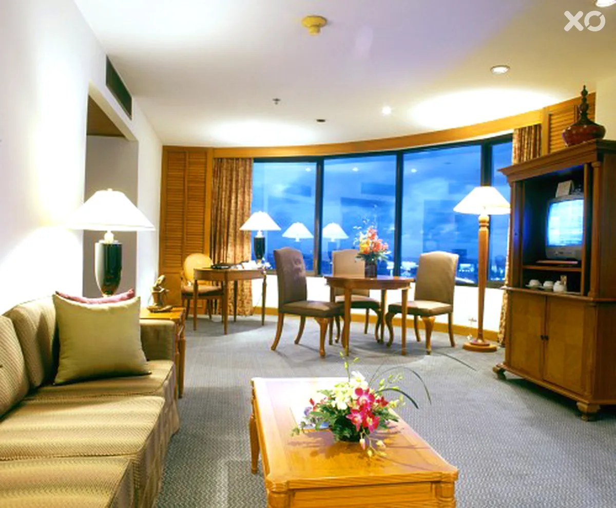 Century Park Hotel