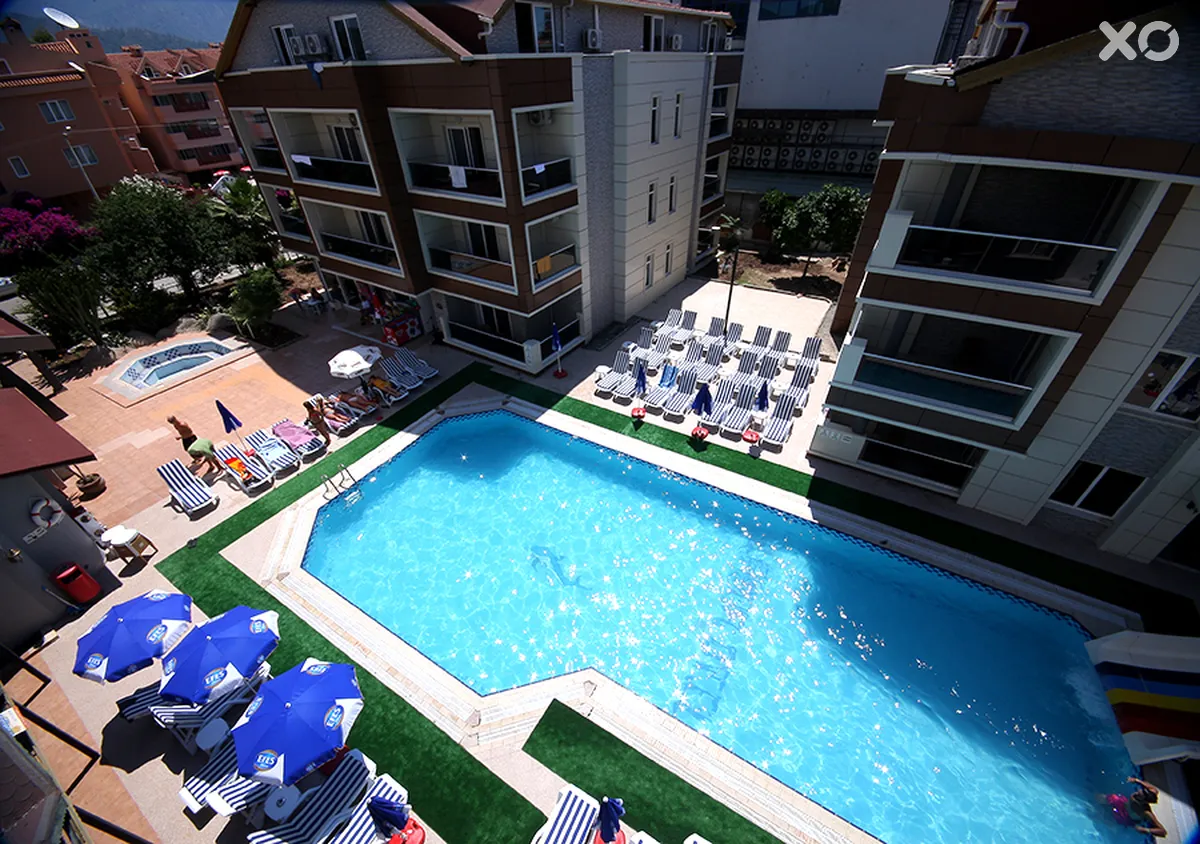 Point Beach Hotel