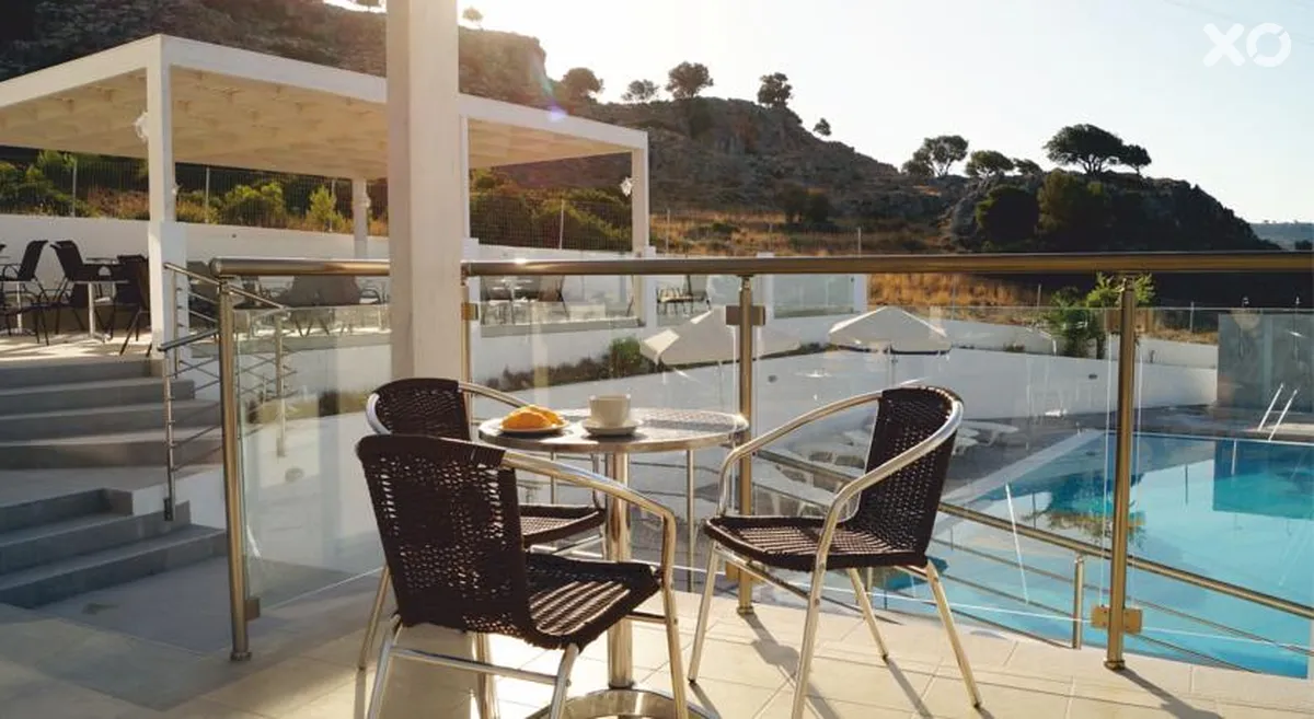 Eagles Nest Hotel