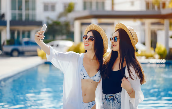 Курорт для першого знайомства з морем! Два басейни, зелена зона та тиха територія