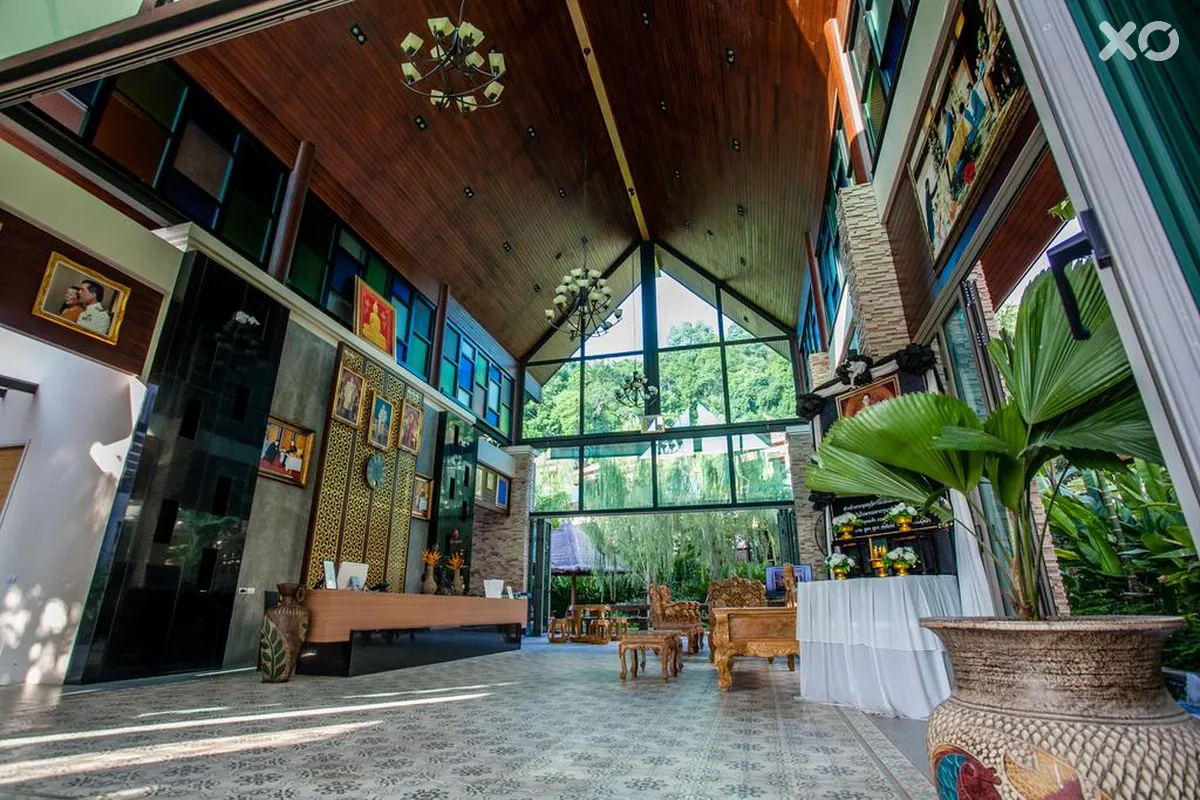Hula Hula Resort