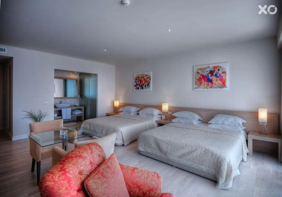 Lvzz Hotel