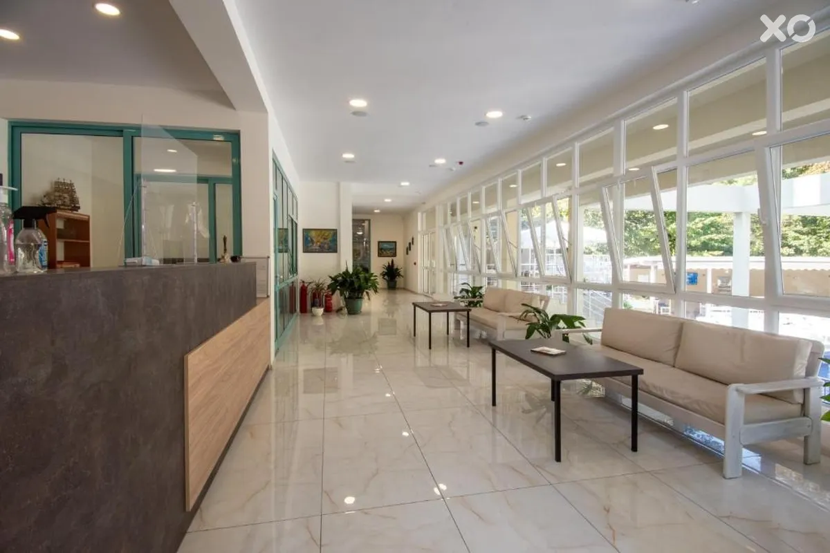 Ariana Hotel Kiten