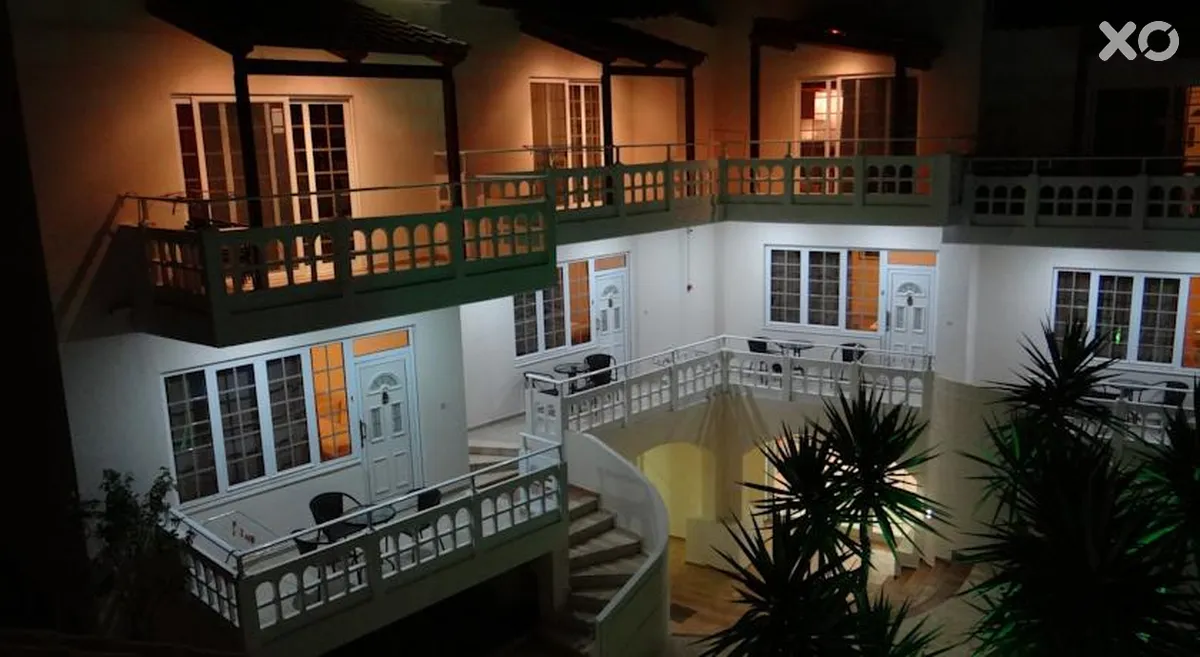 Perla Beach Apartments