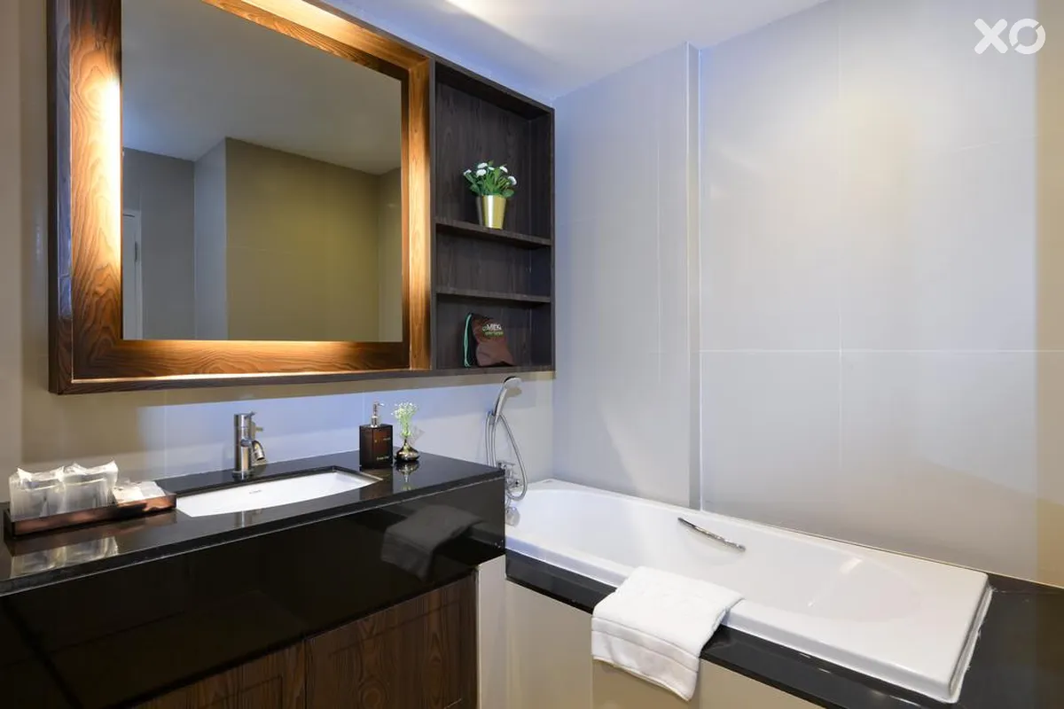 Altera Hotel & Residence