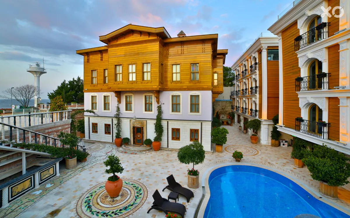 Seven Hills Palace & Spa
