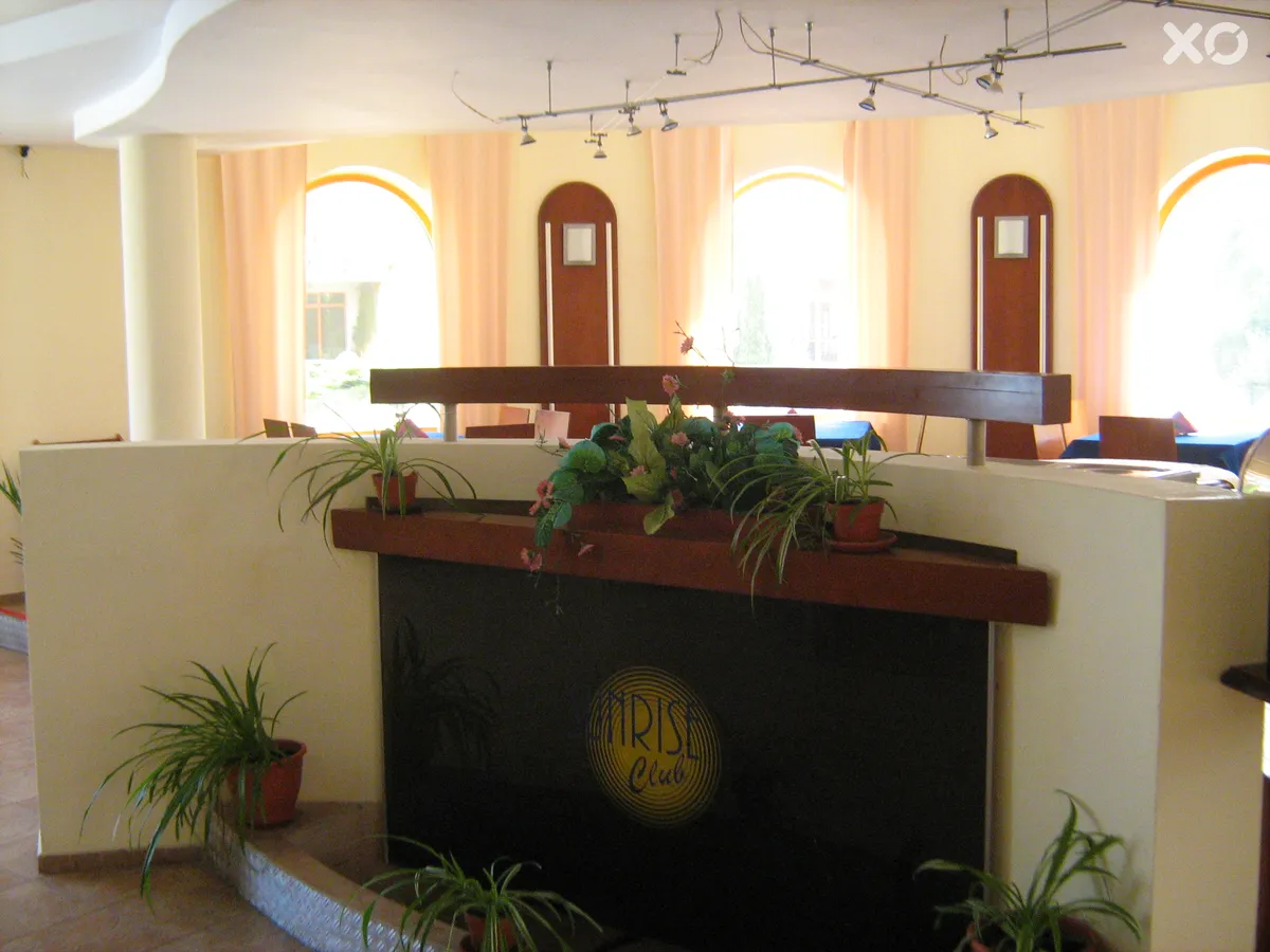 Sunrise Club