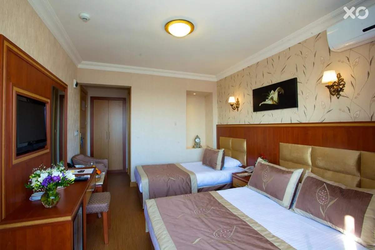 Hermanos Hotel