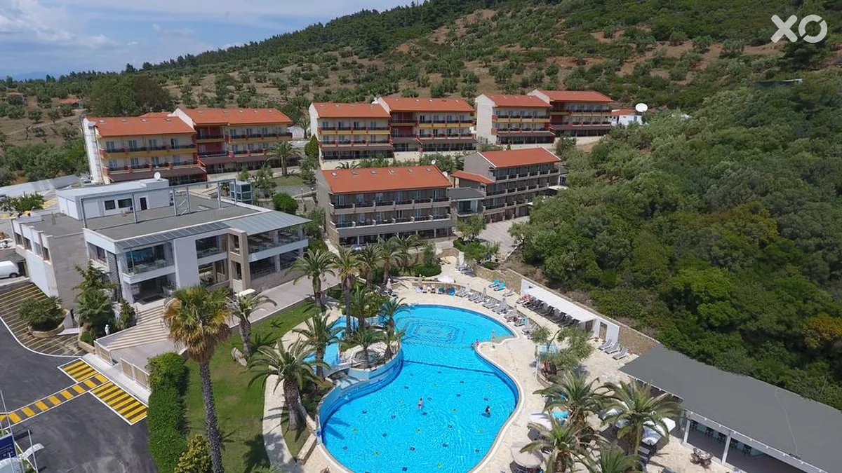 Lagomandra Hotel & Spa