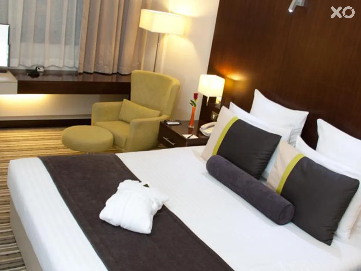 Aravi Hotel