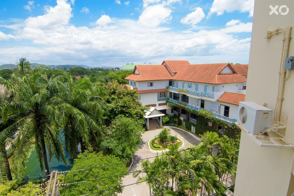 Chom View Hotel
