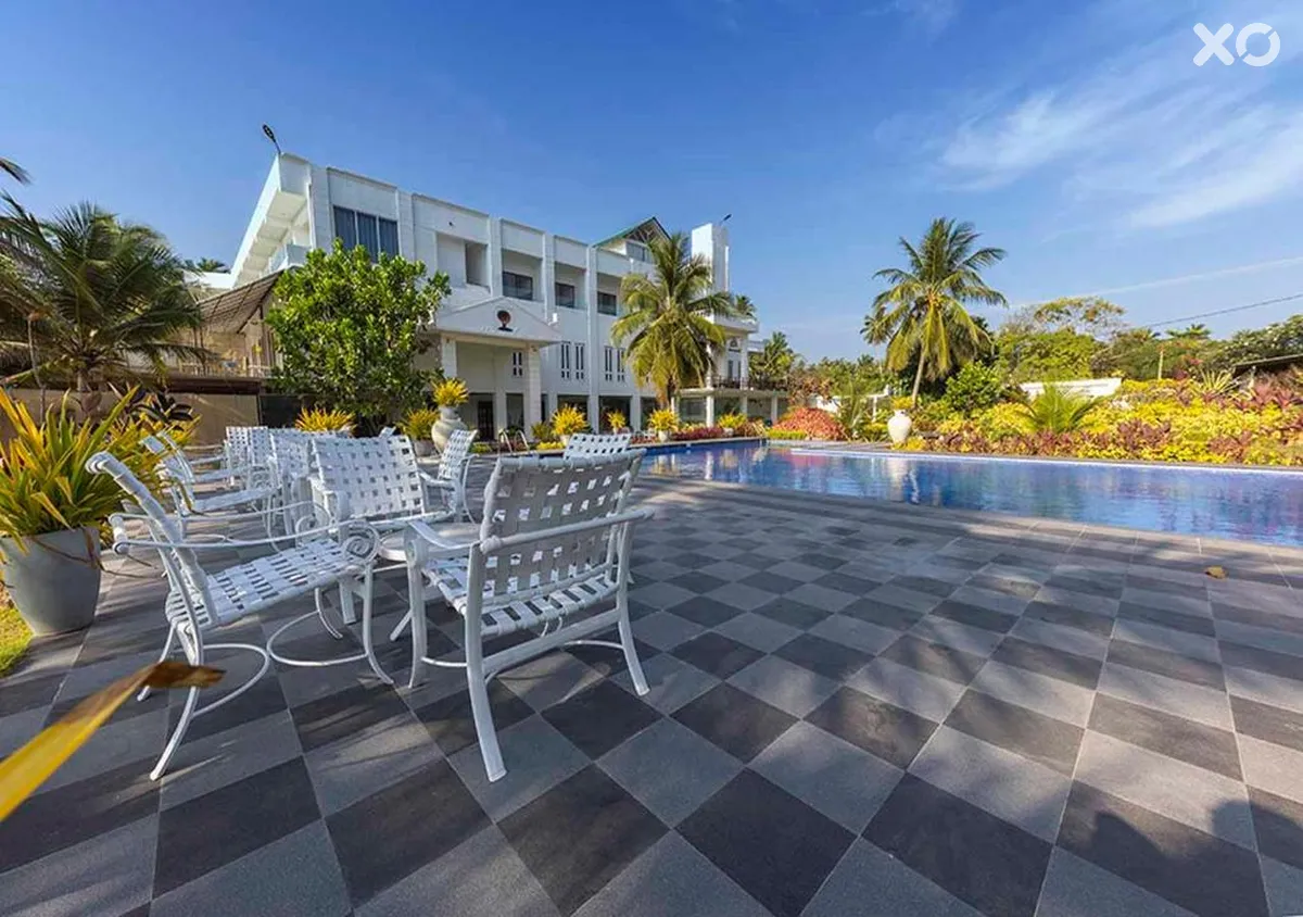 Sea Breeze Hotel