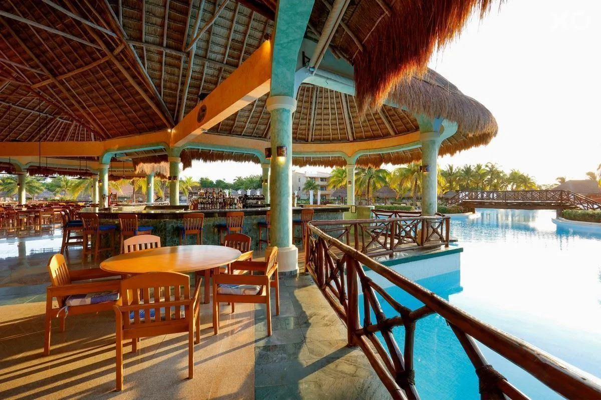 Grand Palladium Colonial Resort & Spa