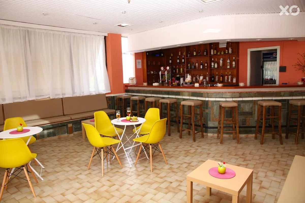 Triton Garden Hotel
