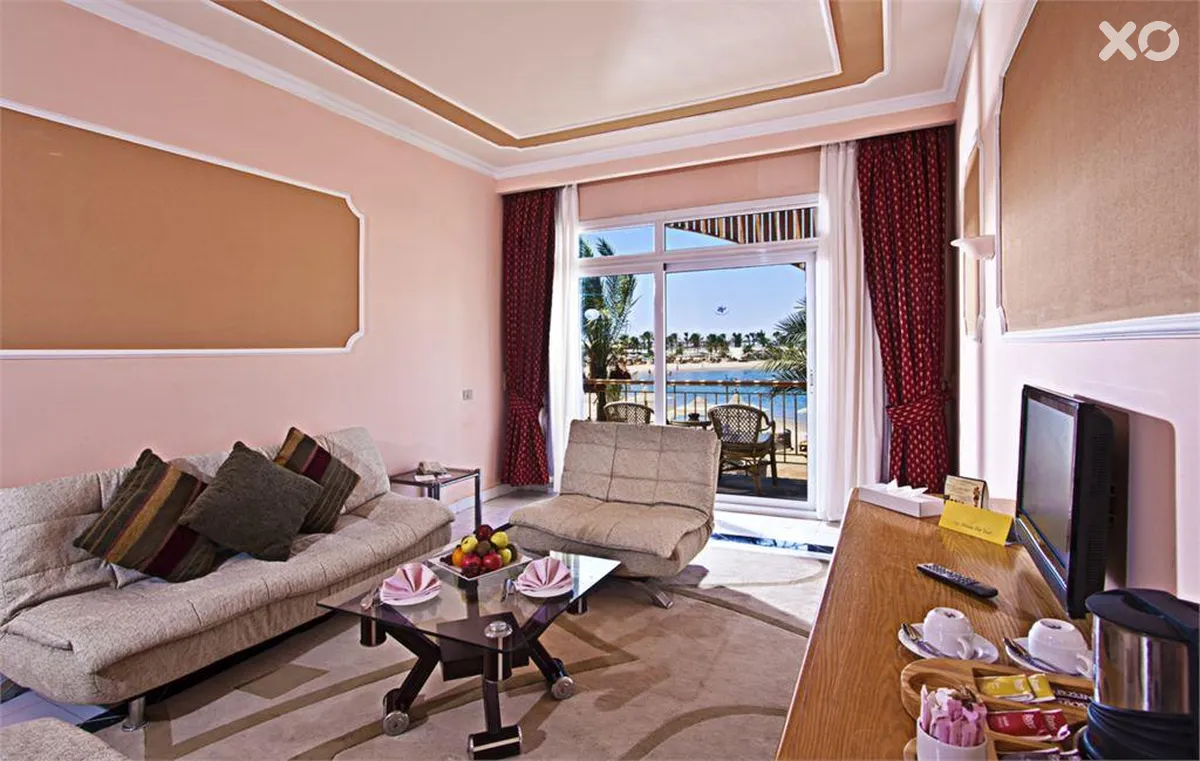 Desert Rose Resort