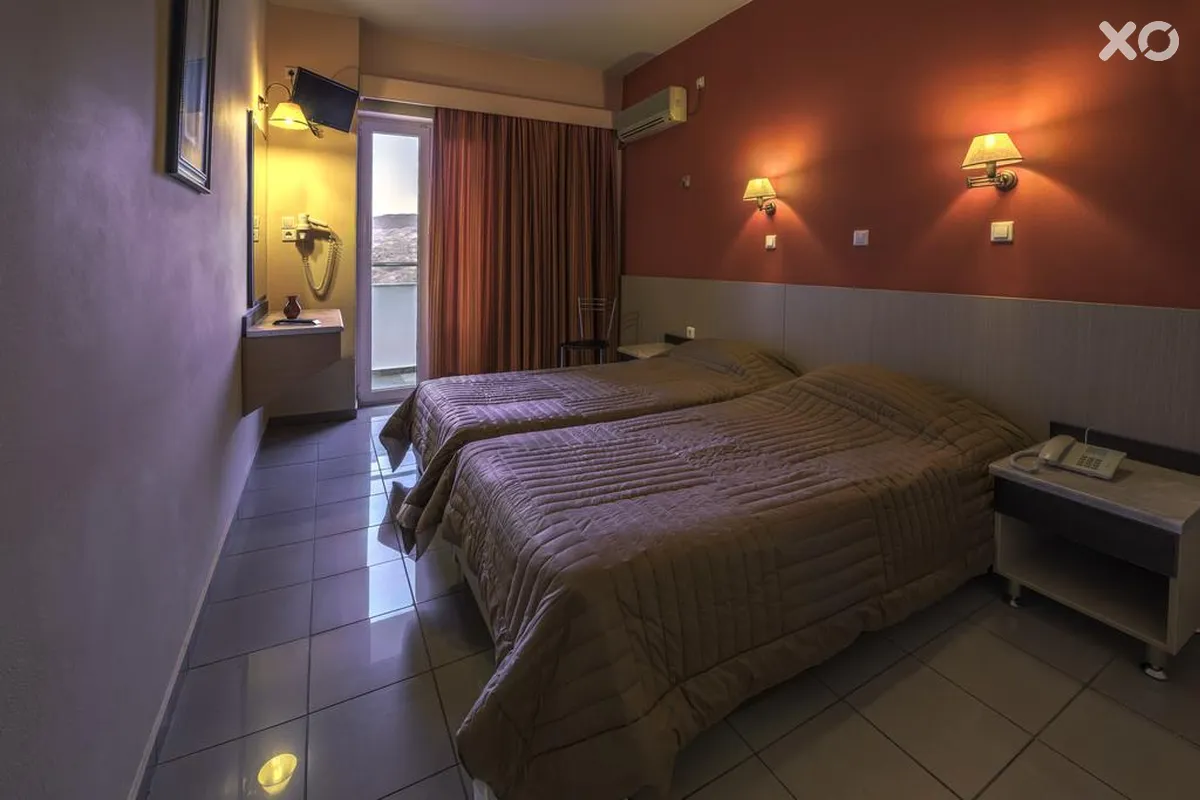 Paritsa Hotel