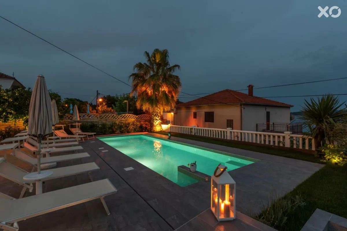 Ana Trogir Villa