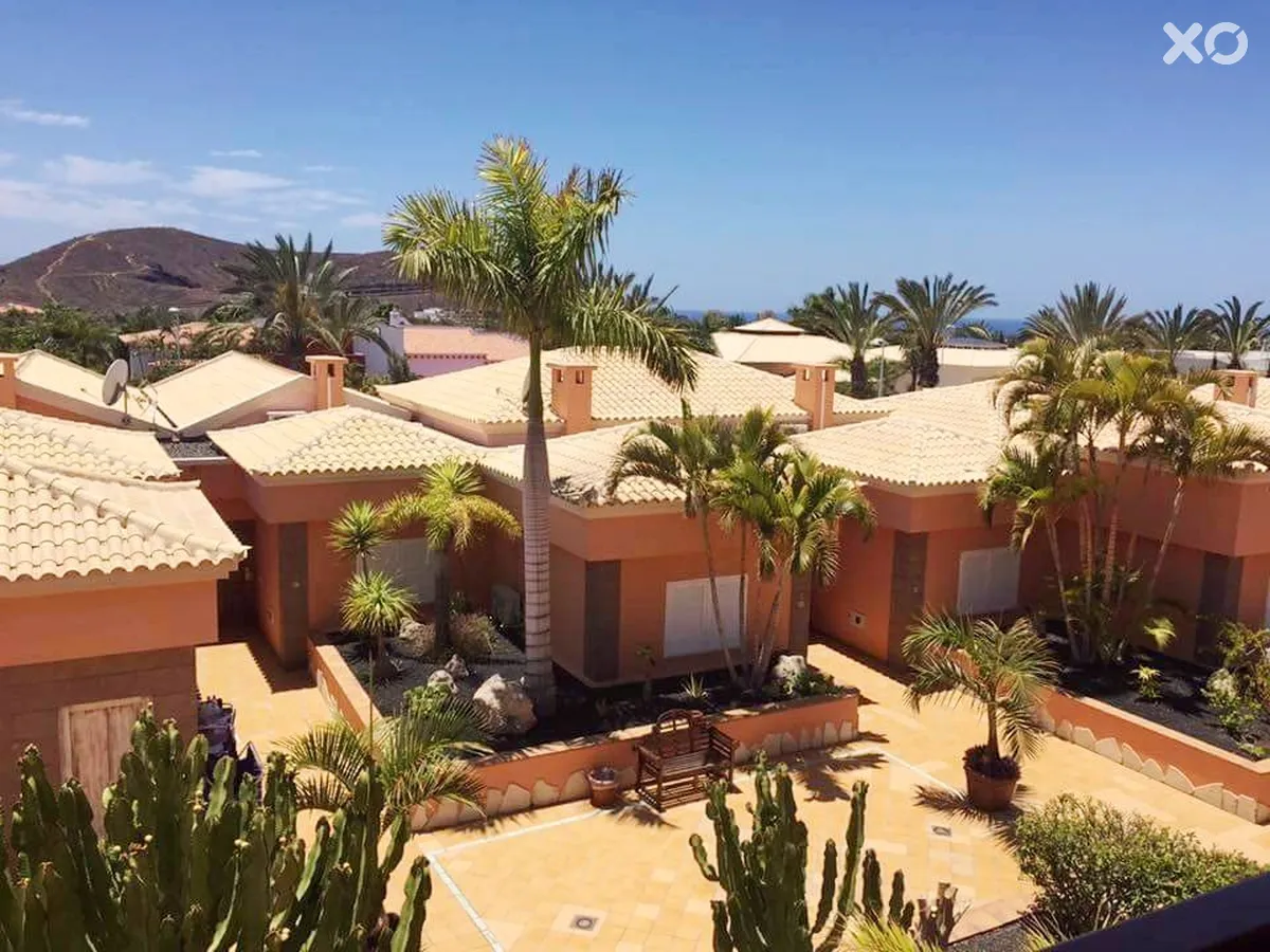 Green Garden Resort & Suites
