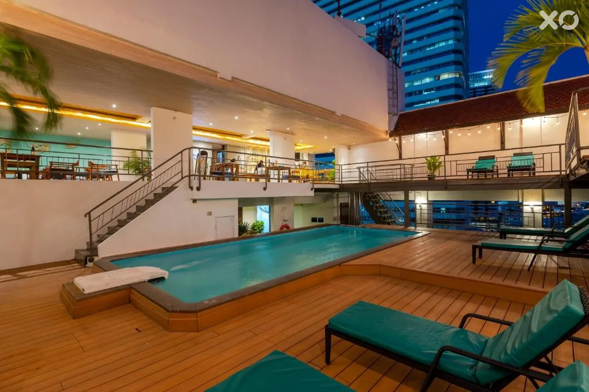 Pinnacle Lumpinee Park Hotel