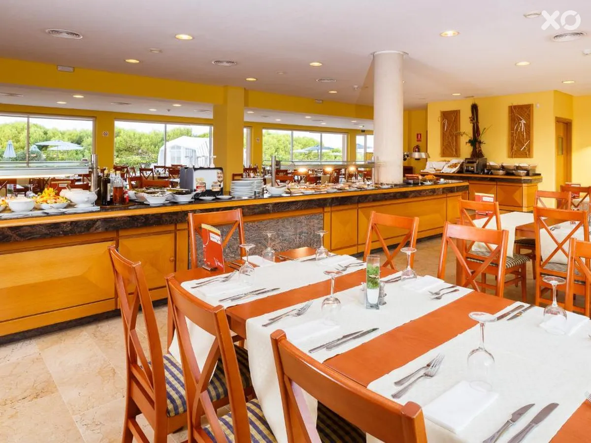 Dunes Platja Aparthotel