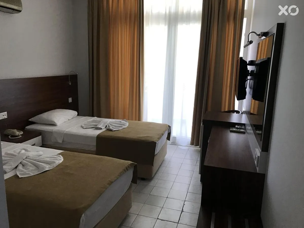 Muz Hotel