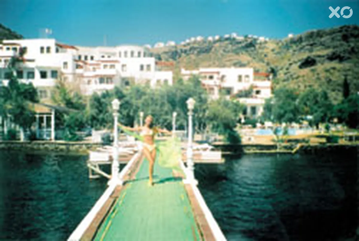 Dia Beach Club
