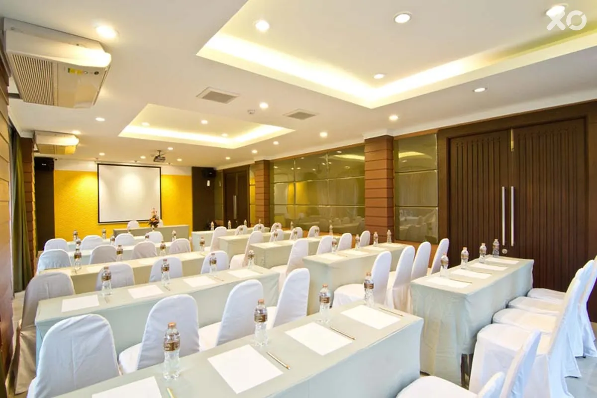 Golden Sea Pattaya Hotel