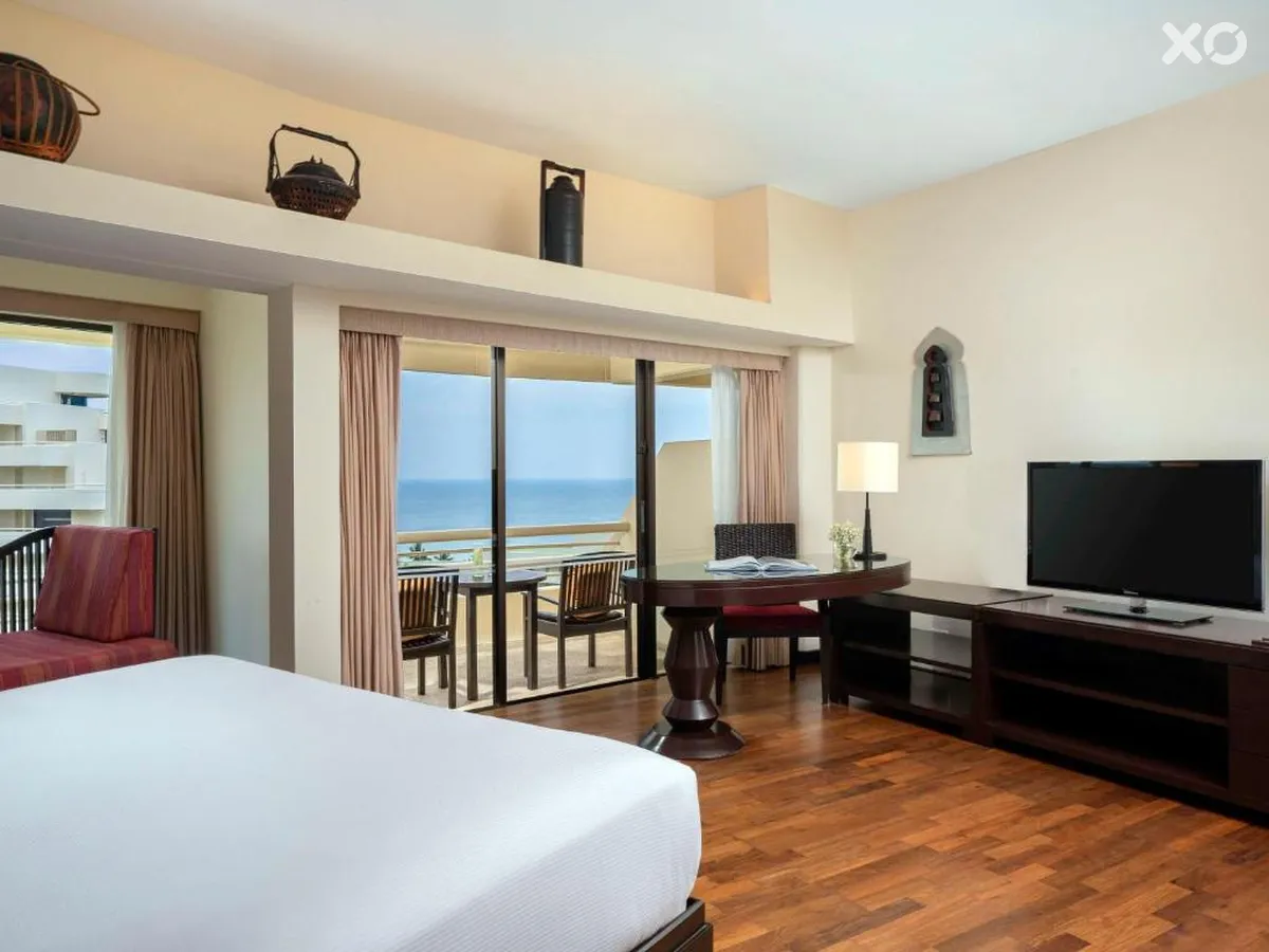 Pullman Phuket Acadia Karon Beach Resort