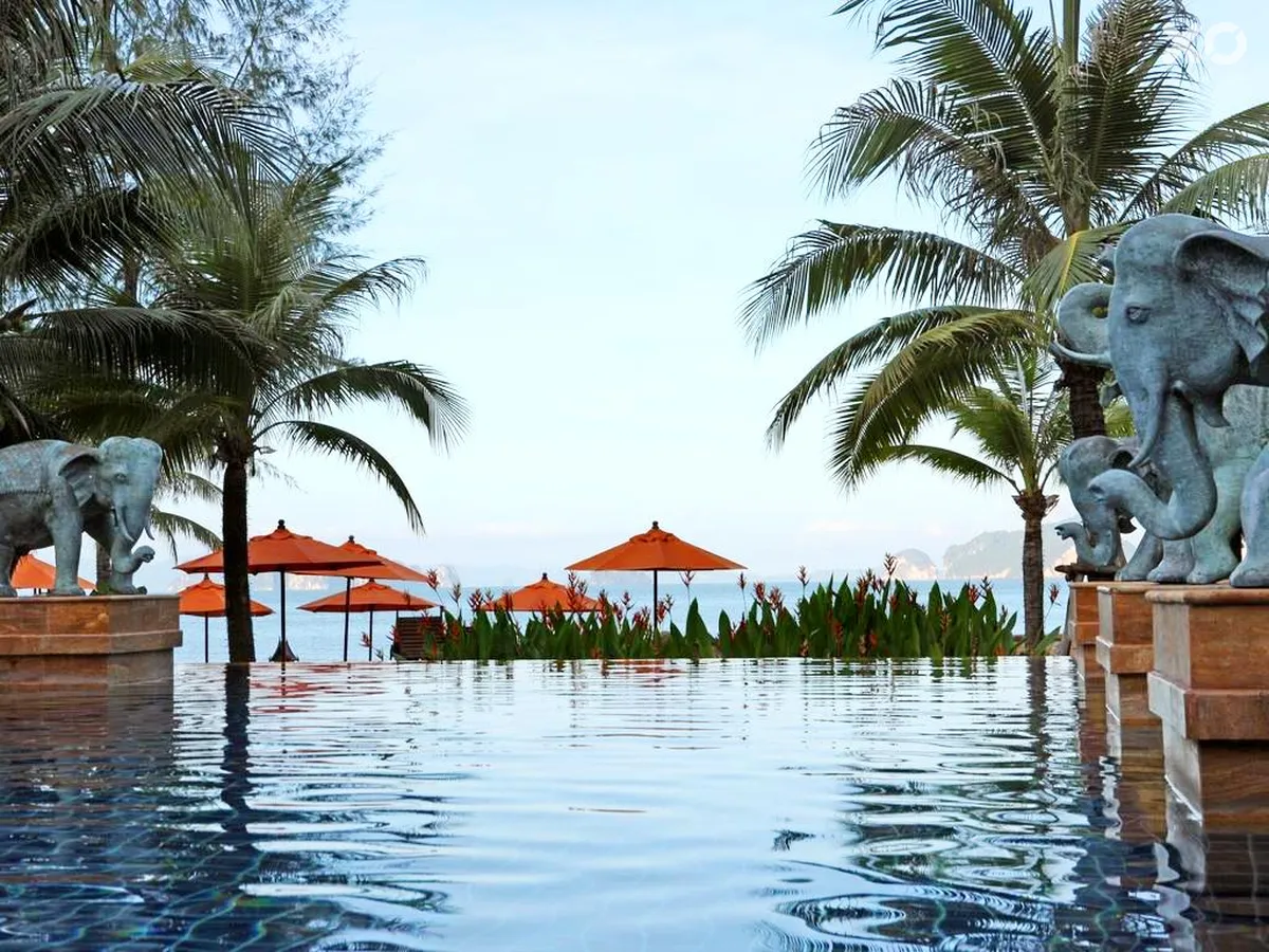 Amari Vogue Resort