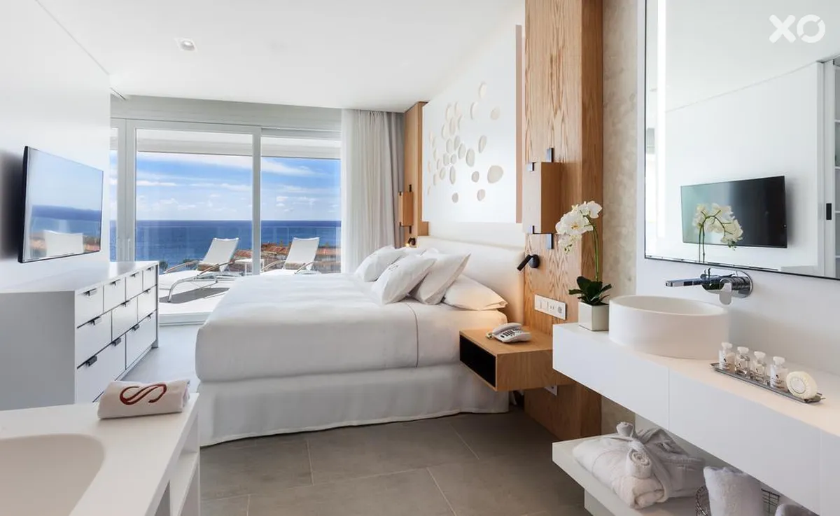Royal Hideaway Corales Suites