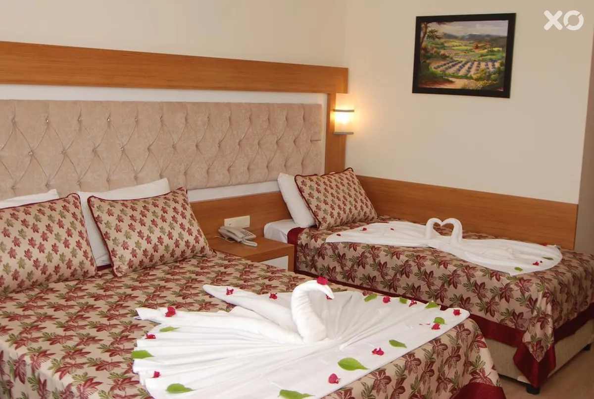 Hedef Beach Resort & Spa