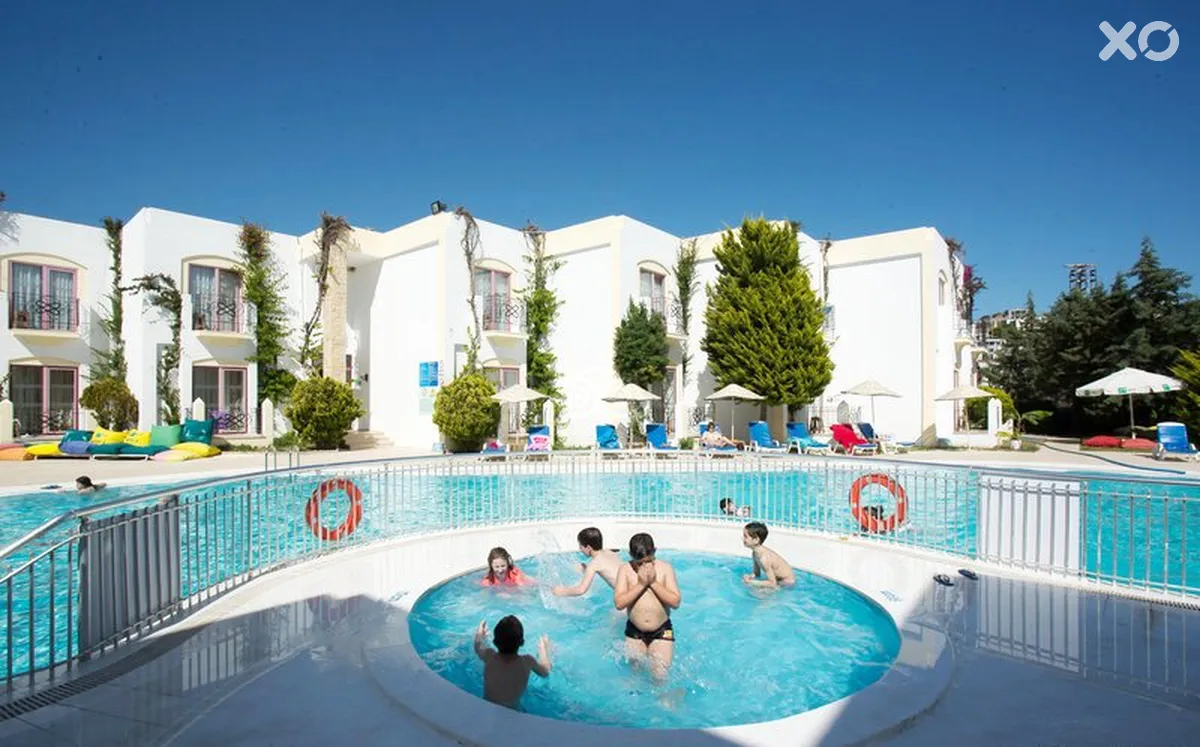 Serpina Hotel