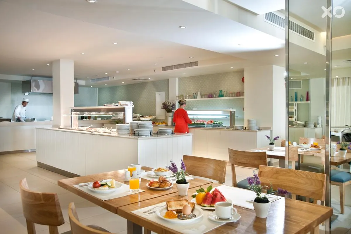Pernera Beach Hotel