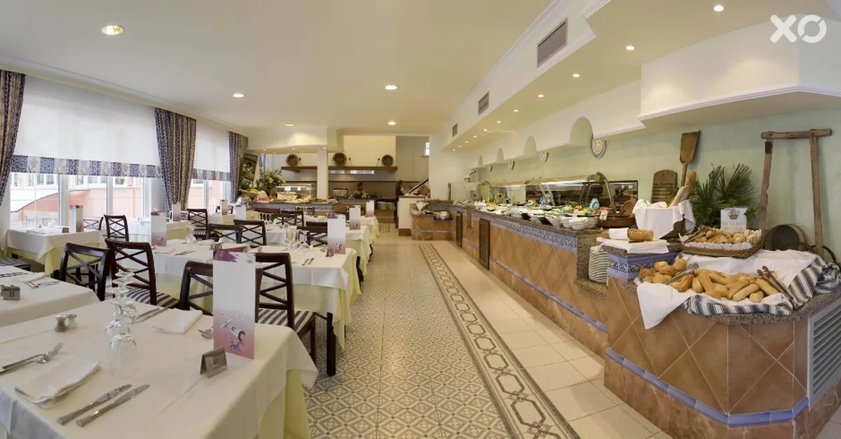 Pierre & Vacances Vistamar Hotel