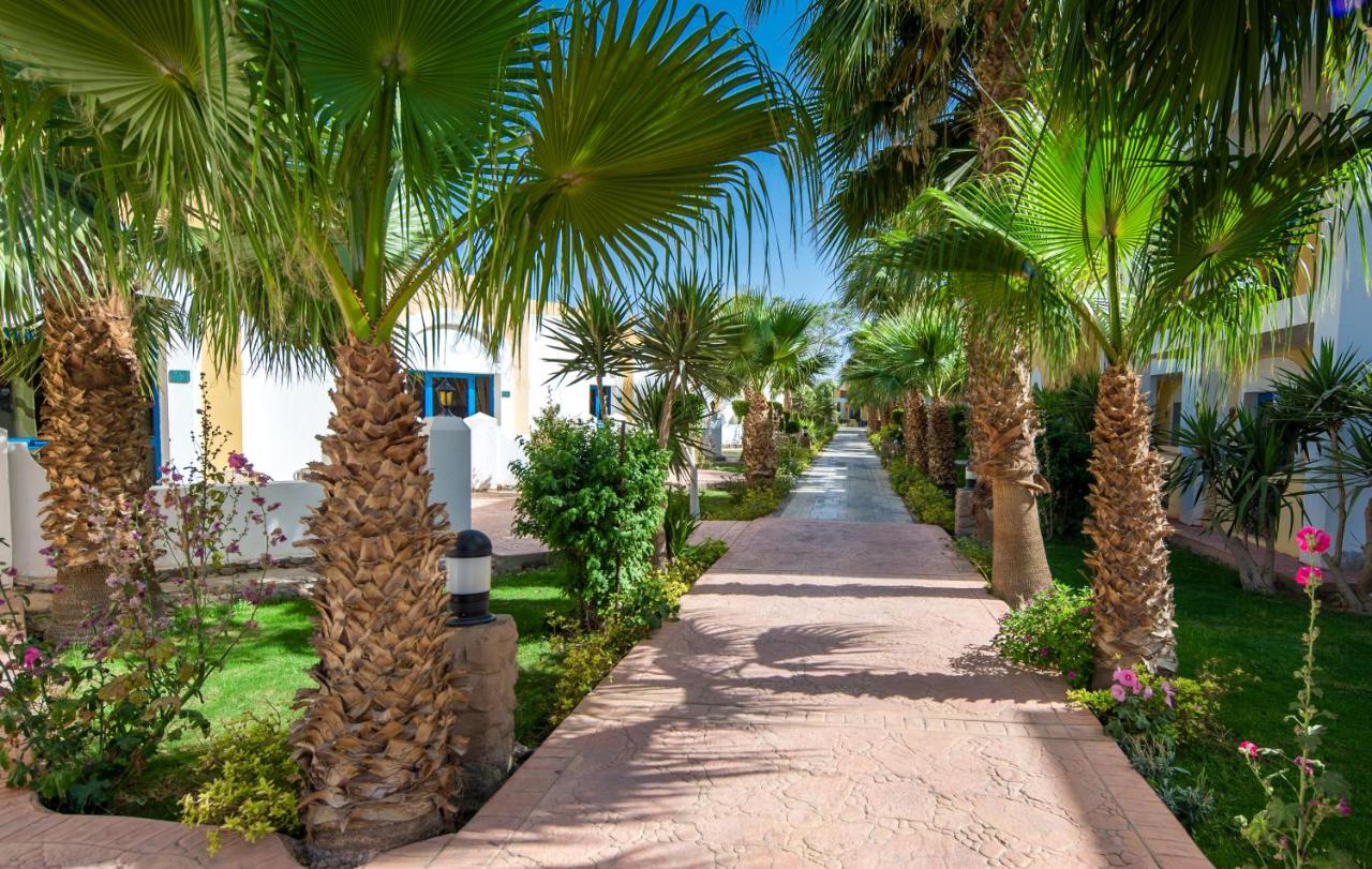 Mirage Bay Resort & Aquapark Lilly Land