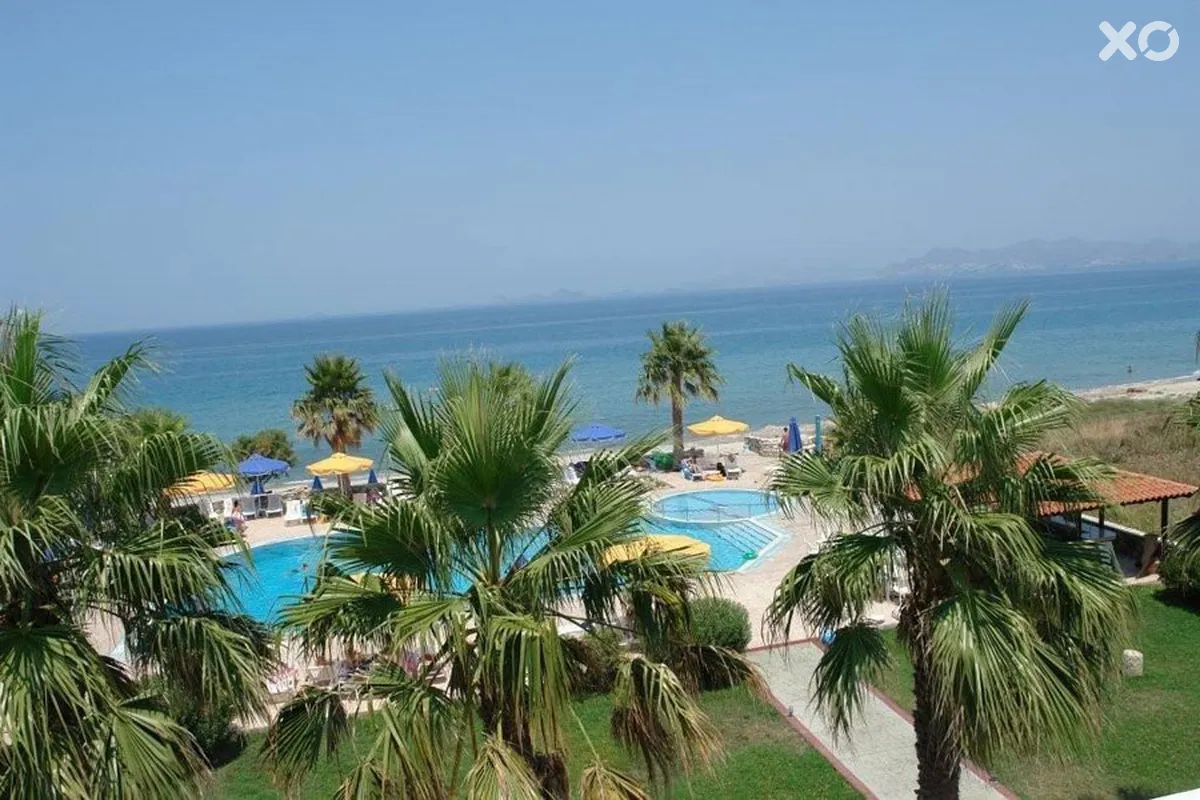 Irina Beach Hotel
