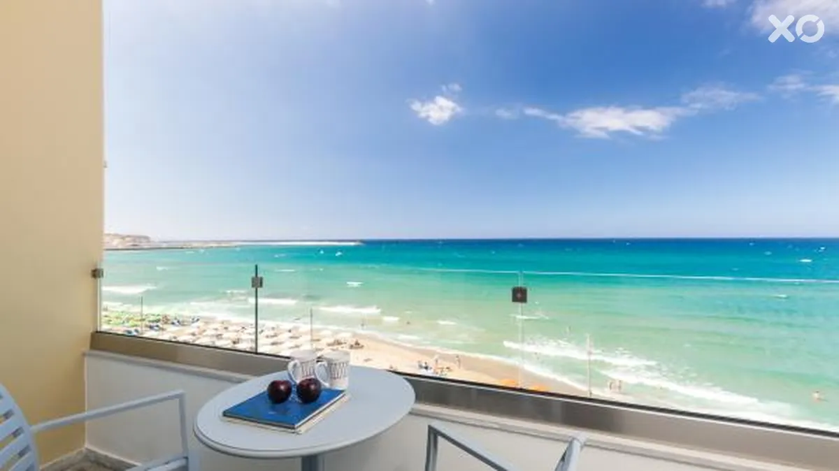 Meltemi Coast Suites