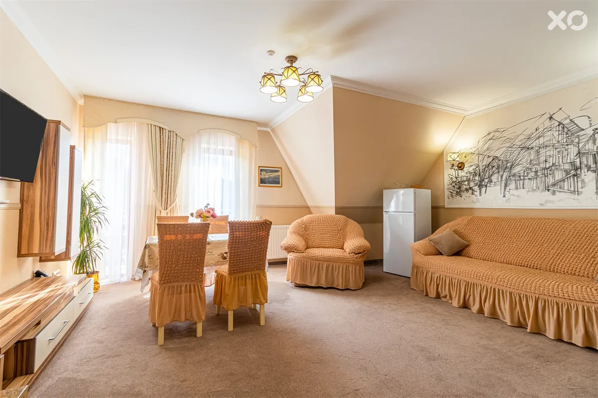 Petros Hotel