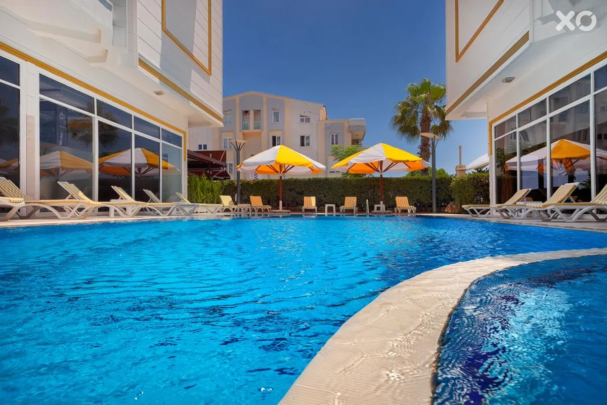 Golden Orange Hotel