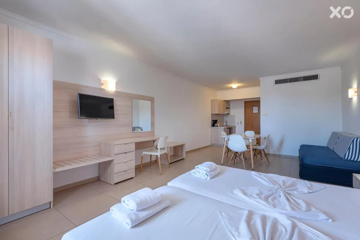 Aegean Blu Hotel & Apartments