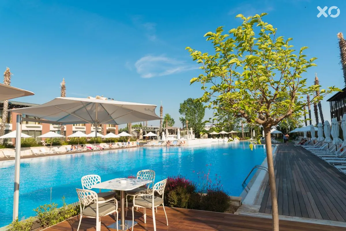 Nikopolis Hotel