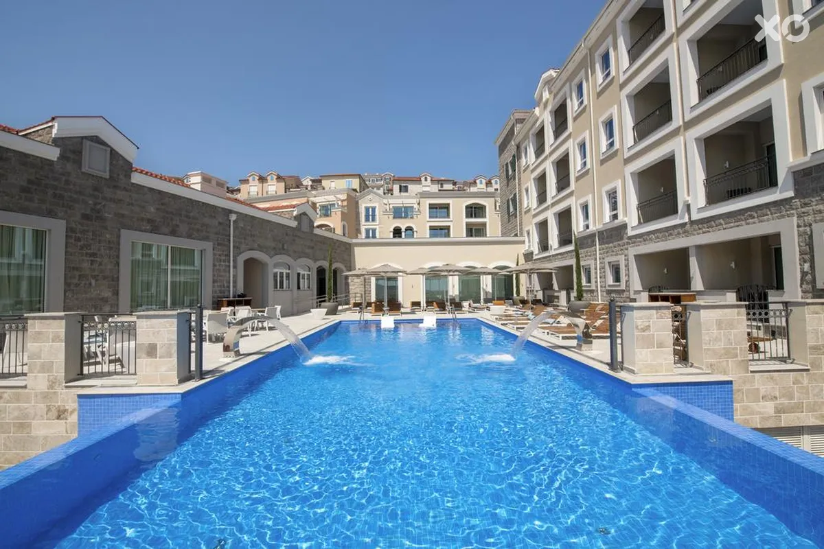 Chedi Lustica Bay Hotel