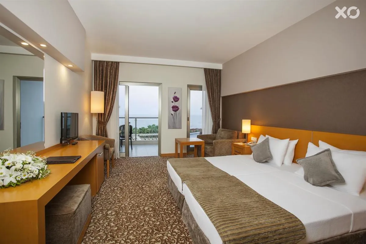 Arcanus Side Resort